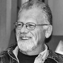 GORDON WILLIAM DEACON Obituary pic