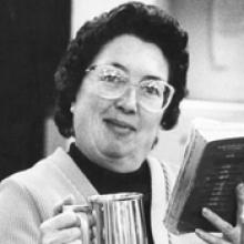 IRIS VIOLA LEE  Obituary pic
