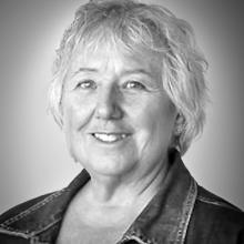 SUZANNE BARROW Obituary pic