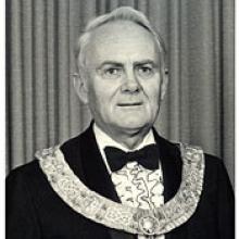 VINCENT ARTHUR JOHN HALL  Obituary pic