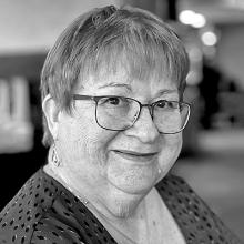 BARBARA BARNES Obituary pic