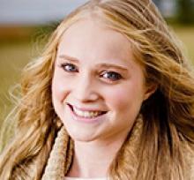 AMY CUMMINE  Obituary pic