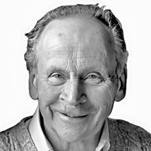 EBERHARD AUCH Obituary pic
