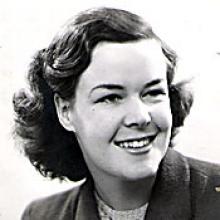 MARGARET CRACKNELL  Obituary pic