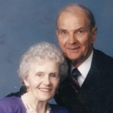 PATRICIA FRANCES HARVEY  Obituary pic