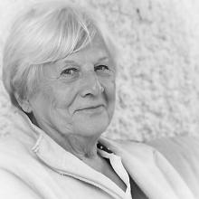 DOROTHY MAE SINGBEIL Obituary pic
