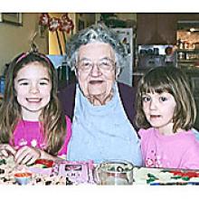 HELOISE MAGNAN  Obituary pic