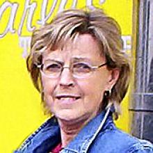 MYRNA ALICE EARLE  Obituary pic