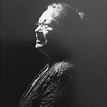 JENNY SANDERSON Obituary pic