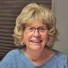 LINDA HUTTON Obituary pic