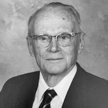 DOUGLAS WILLIAM MACEWAN Obituary pic
