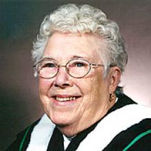 HELEN WARNER  Obituary pic