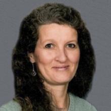 ELIZABETH (BETH) JEANNETTE MILLER (MACKAY)  Obituary pic