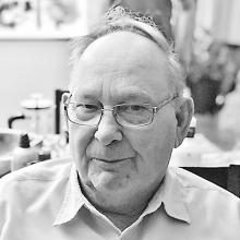 CLARENCE ROBERT MCCUTCHEON Obituary pic