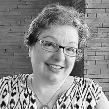 JULIE MARY LYONS Obituary pic