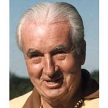 CHARLES HIBBARD MACKELVIE  Obituary pic