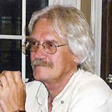 ROBERT GARTH ROBINSON  Obituary pic