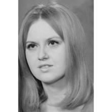 KRYSTYNA HARLING Obituary pic