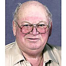 HUGH R. MUNRO -  Obituary pic