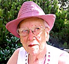 IONA HAMILTON  Obituary pic