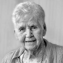 MINNIE EAST Obituary pic