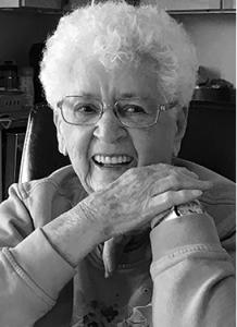 Beever, Evelyn Obituary pic