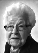 ADAMSKI, Amelia photo