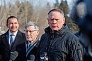 MIKE DEAL / ... 