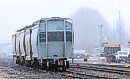 "Derail" signs ... 
