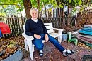 MIKE DEAL / ... 