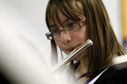 Ruth Bonneville Winnipeg Free Press Dec 08 , 2010 2017 Project - Windsor School grade six students are in the midst of their middle years learning about electricity, becoming a patrol, fitness tests, getting braces, taking band class and becoming the king of the snow hill on the school grounds.   Juliana plays the flute with her classmates during band class.