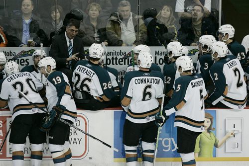December 17, 2010 - 101217  - Manitoba Moose coach Claude Noel talks to his players  in the first period of their AHL game against the Houston Aeros in Winnipeg on Friday, December 17, 2010.  John Woods / Winnipeg Free Press