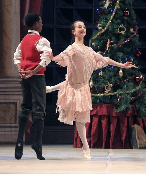 MIKE.DEAL@FREEPRESS.MB.CA 101221 - Tuesday, December 21, 2010 - The Royal Winnipeg Ballet held a media call for the upcoming classic Nutcracker which will be running from Dec. 22-29. RWB School PD students Alexandra Fahlgren as young Clara and Akanbi Babatunde as Julien perform.  MIKE DEAL / WINNIPEG FREE PRESS