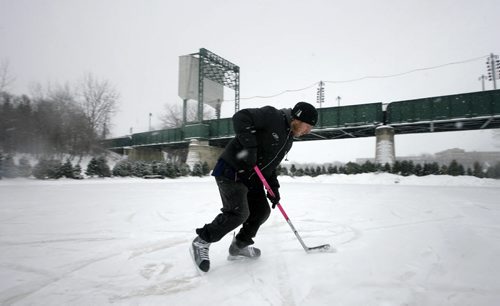 MIKE.DEAL@FREEPRESS.MB.CA 110113 - Thursday, January 13, 2011 - Andrew Fuhr, comes out every other day to skate and at the Forks and looks forward to the River Trail south on the Red River to Churchill Drive. MIKE DEAL / WINNIPEG FREE PRESS