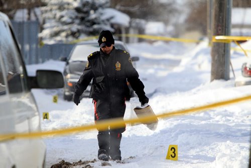 Ruth Bonneville Winnipeg Free Press Jan 29, 201 Local, Police Investigate crime scene in the area around Allegheny Drive in Fort Garry near the Polo Club Apartments  See Bill's story.
