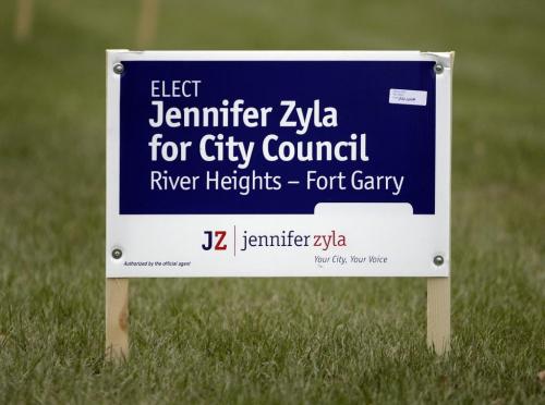 John Woods / Winnipeg Free Press / October 23, 2006 - 061023 - A election sign for Jennifer Zyla who is running in River Heights Monday Oct 23/06.  For illustration
