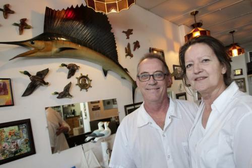 MIKE.DEAL@FREEPRESS.MB.CA 110405 - Tuesday, April 05, 2011 - Ducky's English Style Fish & Chips Roy and Carol Finley in their restaurant located at 884 Notre Dame Ave. MIKE DEAL / WINNIPEG FREE PRESS