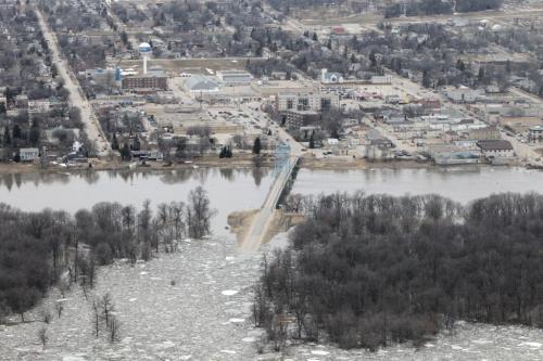 MIKE.DEAL@FREEPRESS.MB.CA 110408 - Friday, April 08, 2011 - The Red River flyover north of Winnipeg during the 2011 Flood. The Selkirk Bridge and a flooded Hwy 204 in Selkirk, MB. MIKE DEAL / WINNIPEG FREE PRESS