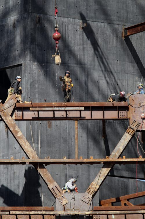 MIKE.DEAL@FREEPRESS.MB.CA 110414 - Thursday, April 14, 2011 - Contsrtuction continues at the Museum for Human Rights. MIKE DEAL / WINNIPEG FREE PRESS
my2011poy CMHR