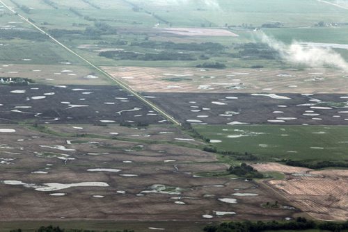 MIKE.DEAL@FREEPRESS.MB.CA 110621 - Tuesday, June 21, 2011 -  Doug Chorney, president Keystone Agricultural Producers flight over South Western Manitoba to check on the condition of farming fields. MIKE DEAL / WINNIPEG FREE PRESS
