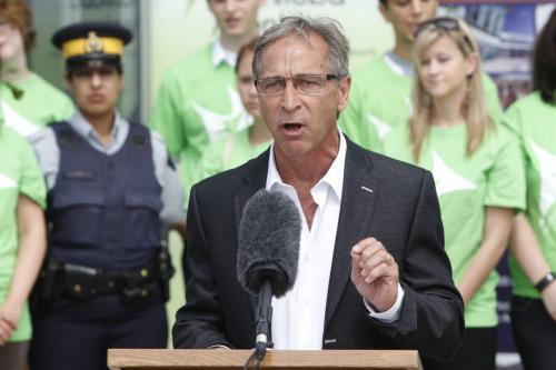 BORIS.MINKEVICH@FREEPRESS.MB.CA   BORIS MINKEVICH / WINNIPEG FREE PRESS 110629 Mentoring Youth press conference at Stantec. Bob Silver speaks to the crowd.