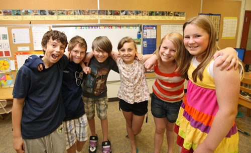 Group photo of Windsor School Grade 6 class that have been together since kindergarden. From left Quinn, Jesse, Garrett, Aby, Hailey and Sarah Story by Carolin Vesley, 2017 feature. June 29, 2011 (RUTH BONNEVILLE / WINNIPEG FREE PRESS)