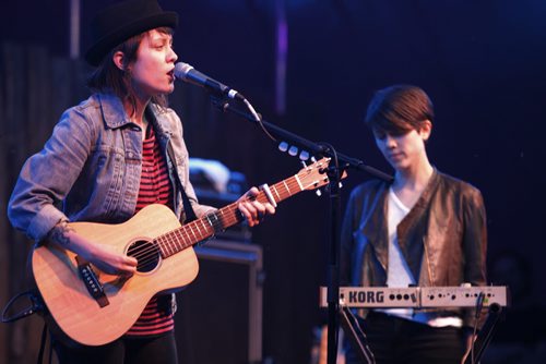 Tegan and Sara perform at the Folk Fest at Birds Hill Park Thursday, July 7, 2011. (John Woods/Winnipeg Free Press)