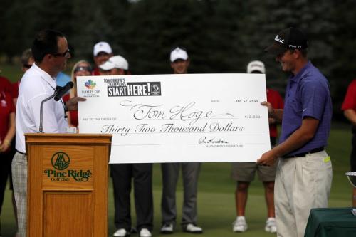 Tom Hoge Wins the 2011 Players Cup and Earns a Spot in the RBC Canadian Open. July 17, 2011 (BORIS MINKEVICH / WINNIPEG FREE PRESS)