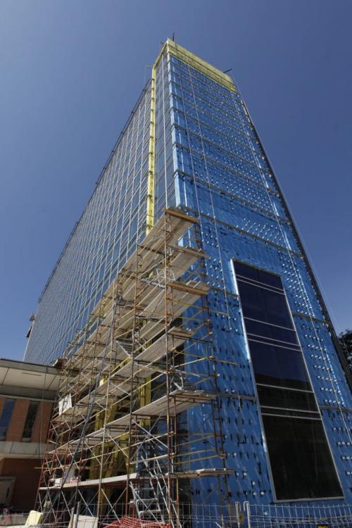 Crews work on construction of a new student residence at the University of Manitoba in Winnipeg, Thursday, July 28, 2011.  John Woods/Winnipeg Free Press