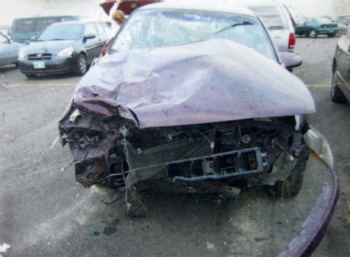 COPY PHOTOS OF CAR CRASH FOR JEN's STORY. VICTIMS DO NOT WANT TO BE NAMED. July 28, 2011 (BORIS MINKEVICH / WINNIPEG FREE PRESS)