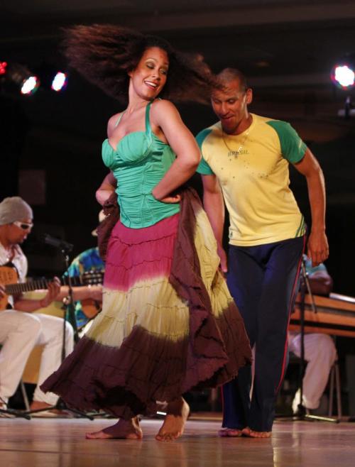 Folklorama Brazillian Pavillion at the Winnipeg Convention Centre. Adriana Yanuzuello and Tom Cardoso dance on stage. The women is from Toronto and the guy is from Brazil. August 1, 2011 (BORIS MINKEVICH / WINNIPEG FREE PRESS)