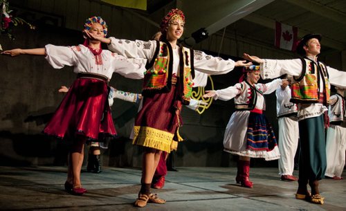 Dancers of the Zoloto Ukrainian Dance Ensemble & Company perform at the Spirit of the Ukraine Pavilion of Folklorama, Wdnesday night. August 3, 2011 (HADAS PARUSH / WINNIPEG FREE PRESS)