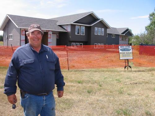 Other development corporation houses being constructed and for sale in Elkhorn. Bill Redekop / Winnipeg Free Press