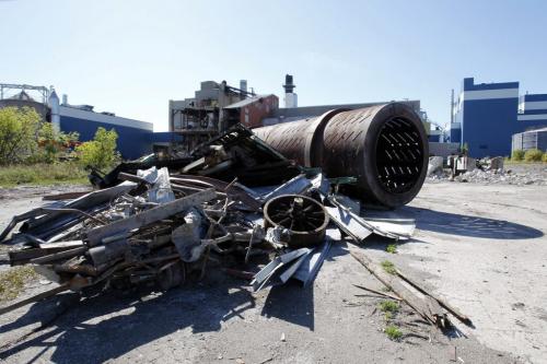 Various photos of the old paper mill in Pine Falls that shut down and is now being demolished. Sept 8, 2011 (BORIS MINKEVICH / WINNIPEG FREE PRESS)
